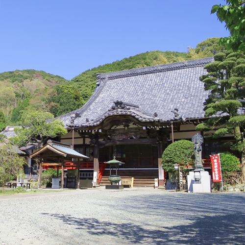 清雲寺参拝案内（本堂境内客殿）